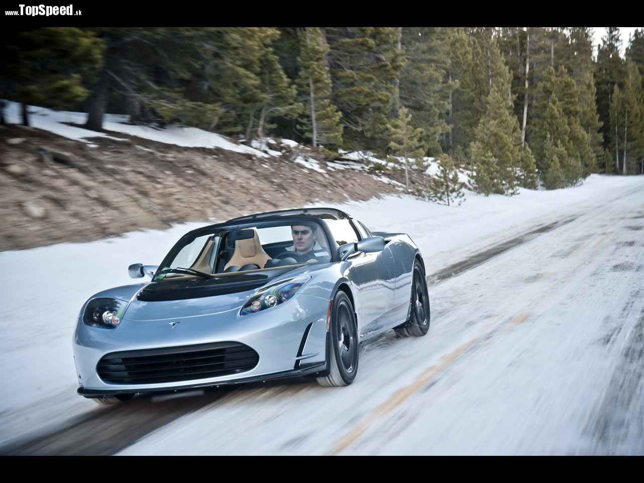 V limitovanej edícii došlo k vylepšeniu jazdných vlastností na nebezpečných povrchoch ako ľad a sneh.